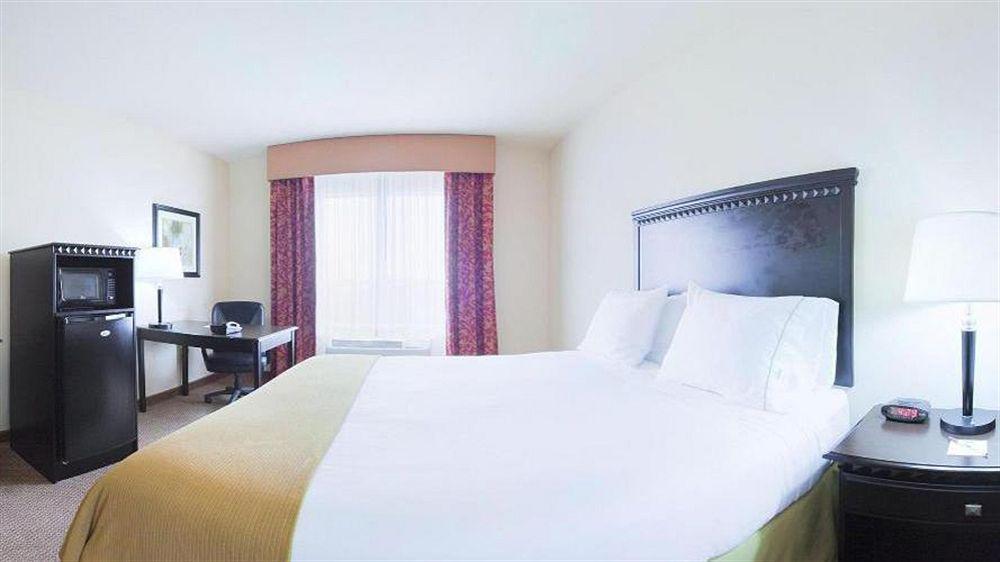 Holiday Inn Express Hotel And Suites Altus By Ihg Exterior foto