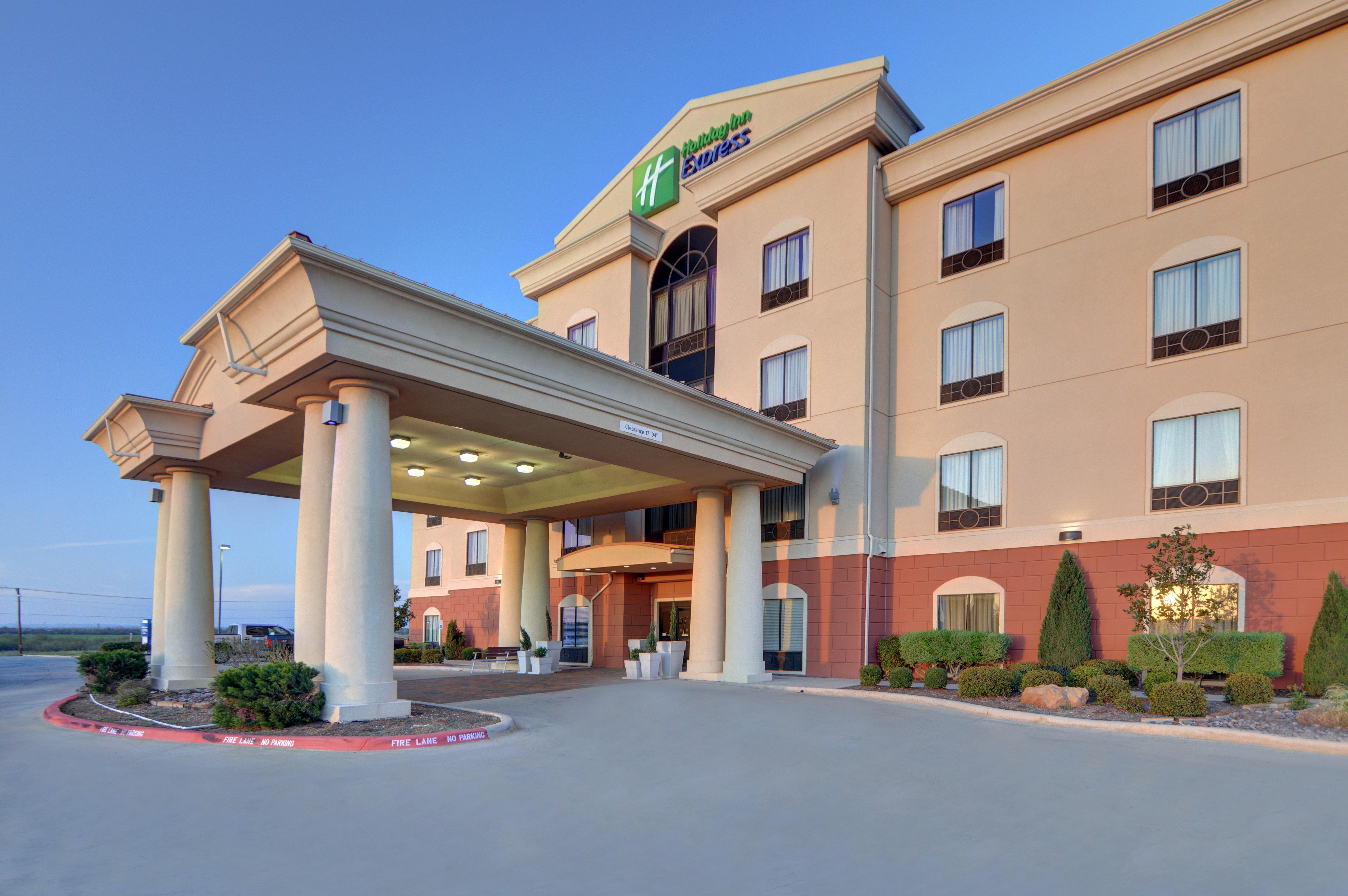 Holiday Inn Express Hotel And Suites Altus By Ihg Exterior foto