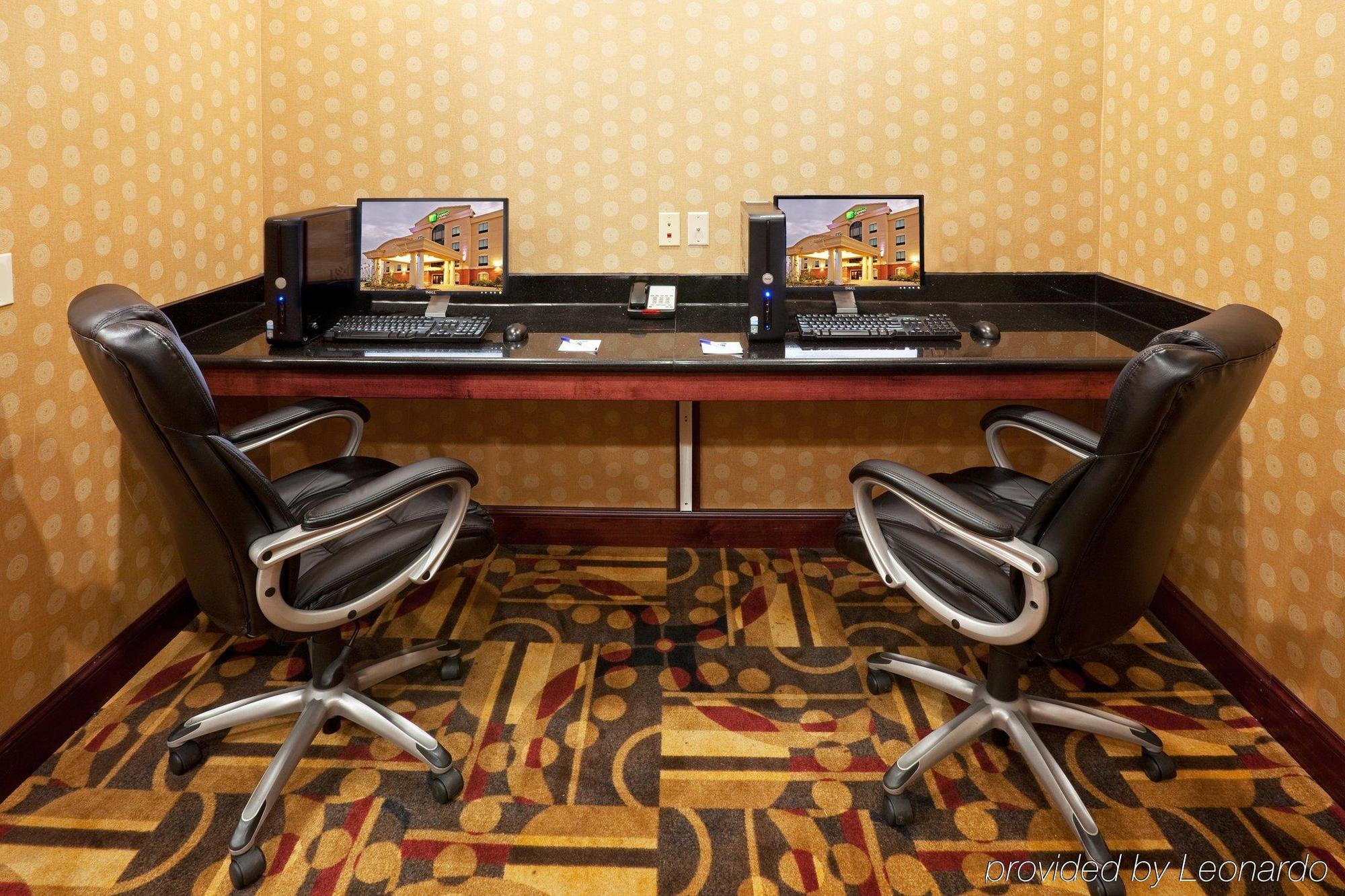 Holiday Inn Express Hotel And Suites Altus By Ihg Exterior foto