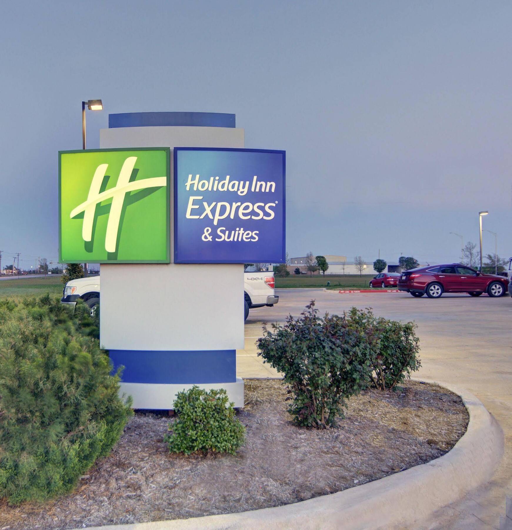 Holiday Inn Express Hotel And Suites Altus By Ihg Exterior foto
